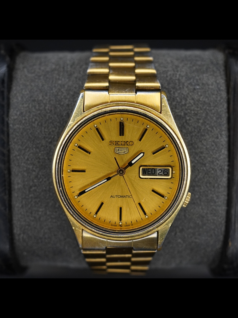 Vintage Seiko 5 Automatic 7009-3070 Gold Tone Day Date Men's Watch Japan